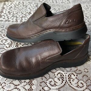 Men’s 10 Clarks Brown Leather Shoes